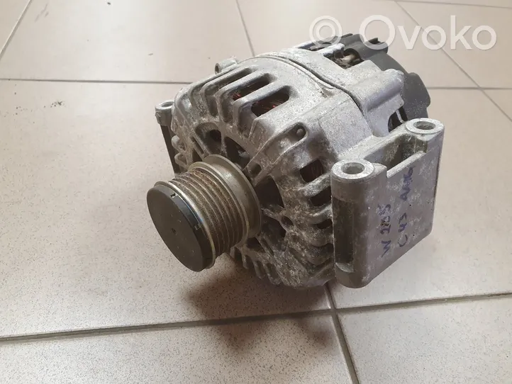 Mercedes-Benz C W205 Generatore/alternatore A0009068706