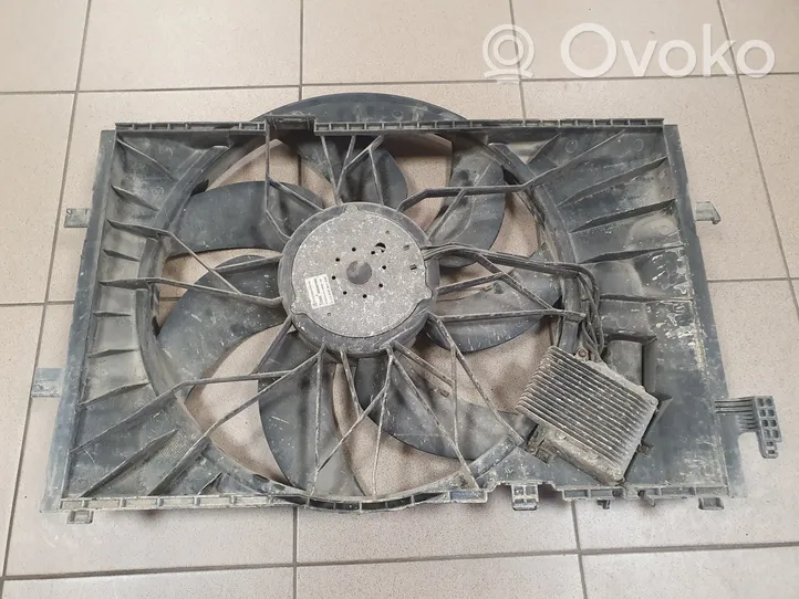 Mercedes-Benz C W203 Ventilateur de refroidissement de radiateur électrique A2035000193