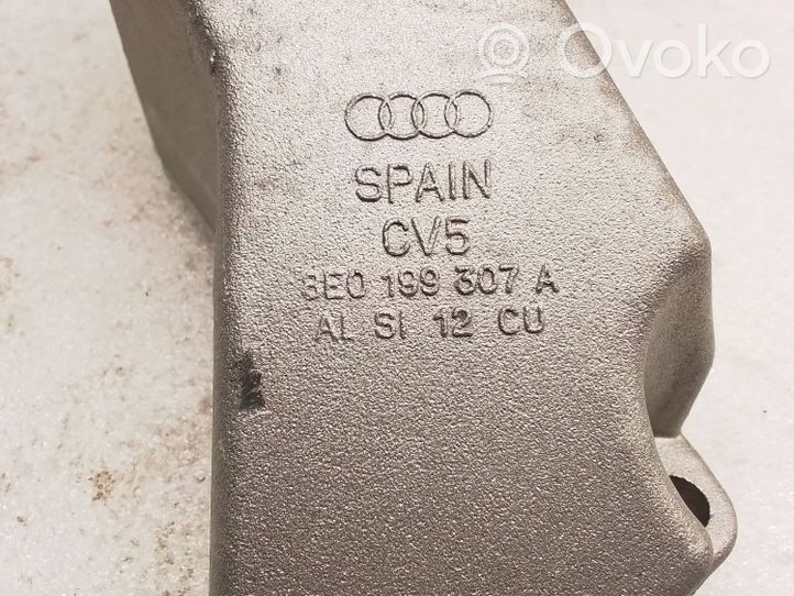 Audi A4 S4 B6 8E 8H Łapa / Mocowanie silnika 8E0199307A