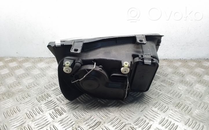 Volkswagen Bora Lampa przednia 96359700L