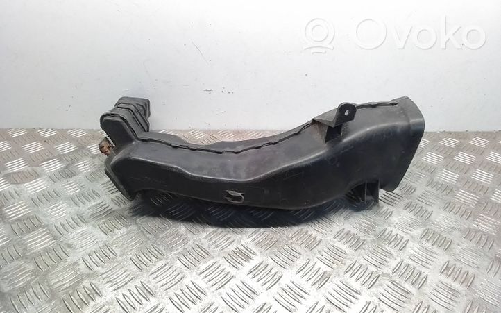 Lexus RC Część rury dolotu powietrza 5328724020