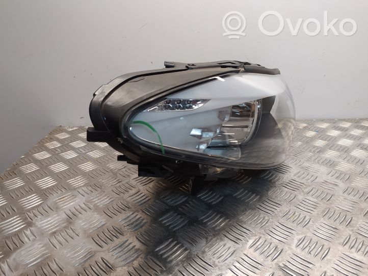 BMW 5 GT F07 Lampa przednia 7203252