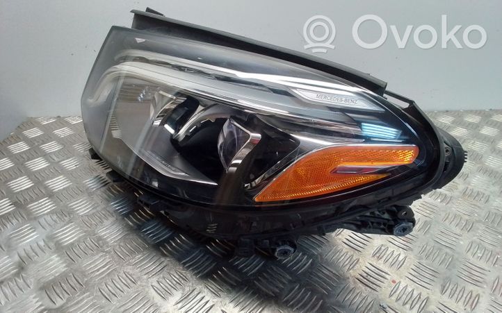 Mercedes-Benz GLE AMG (W166 - C292) Lampa przednia A1669066303