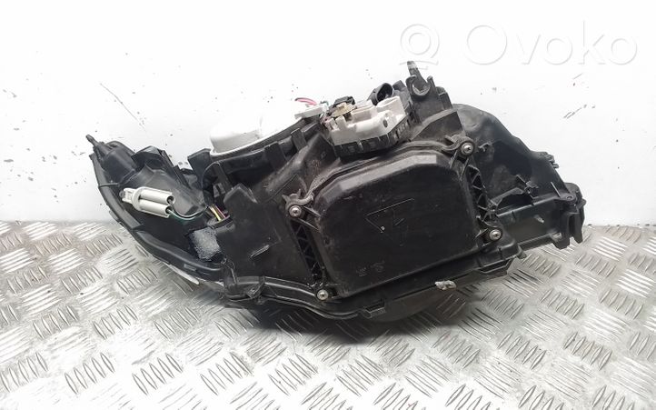 Subaru Outback Faro/fanale 10020954