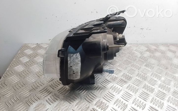 Ford Escape I Phare frontale 202513046707