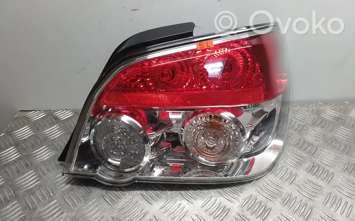 Subaru Impreza II Lampa tylna 22020915