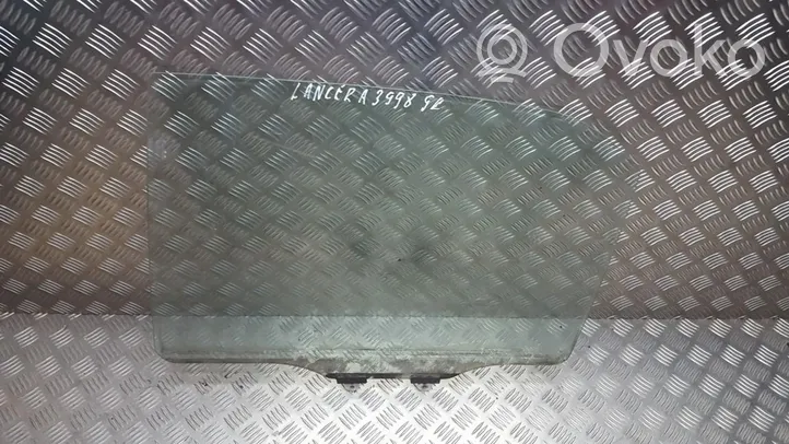 Mitsubishi Lancer aizmugurējo durvju stikls 