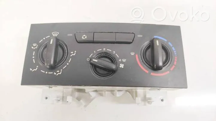 Citroen Berlingo Climate control unit a42102200