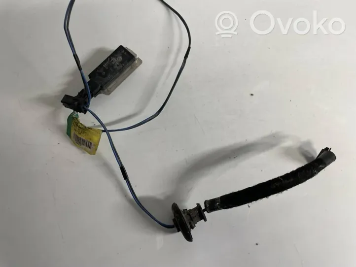 Renault Megane I Lampa oświetlenia tylnej tablicy rejestracyjnej 7700282921