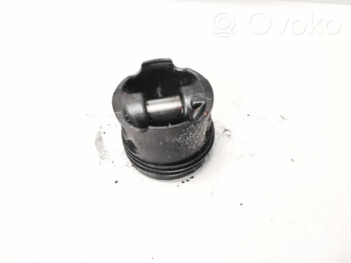 Nissan Note (E11) Piston 