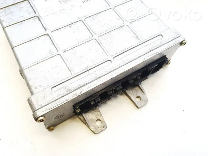 Audi A4 S4 B5 8D Calculateur moteur ECU 0261203554