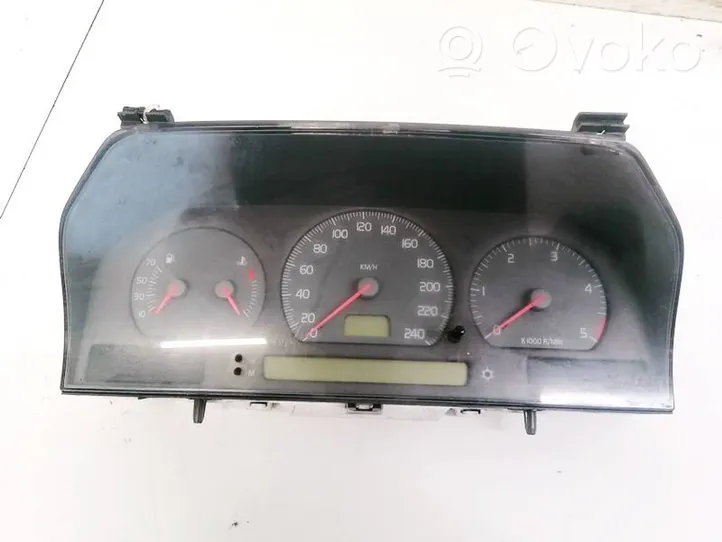 Volvo S70  V70  V70 XC Compteur de vitesse tableau de bord 9168144