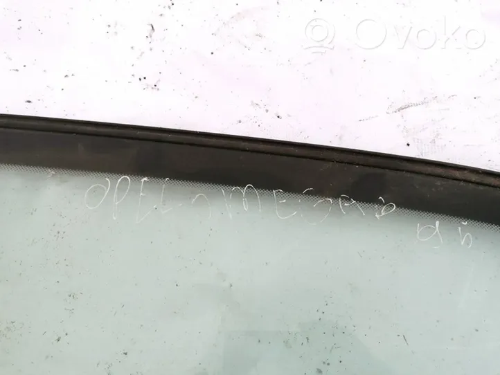 Opel Omega B1 Rear side window/glass 