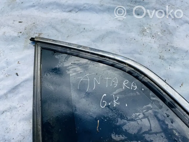 Opel Antara Fenêtre latérale avant / vitre triangulaire 