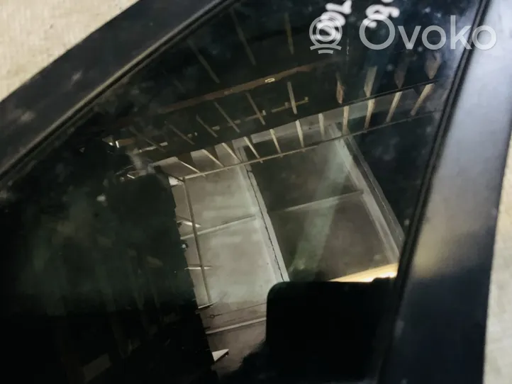 Volvo S80 Aizmugurējais virsbūves sānu stikls 