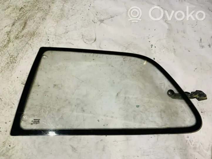 Renault Clio I Rear side window/glass 