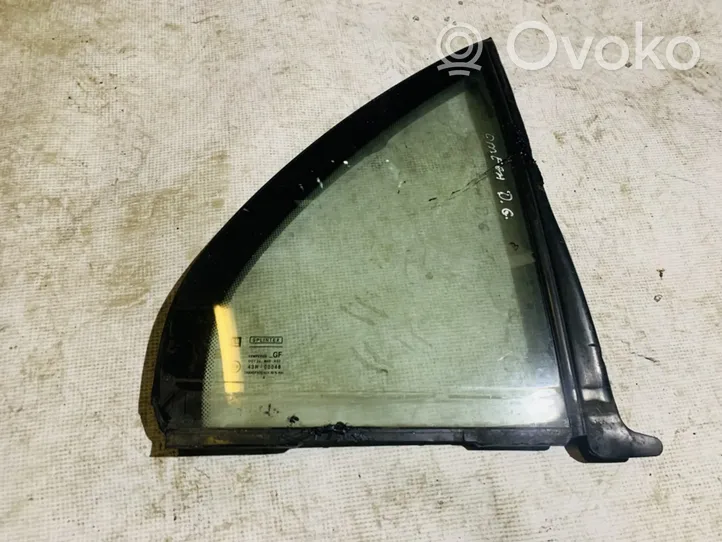 Opel Omega B1 Rear vent window glass 