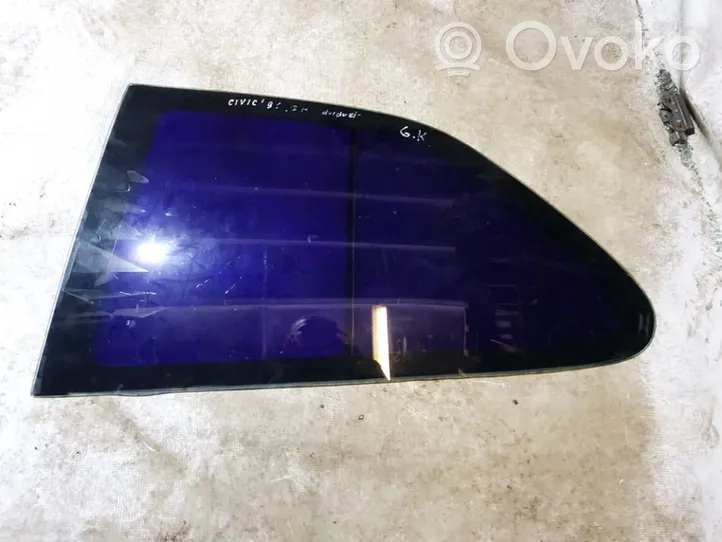 Honda Civic Fenêtre latérale avant / vitre triangulaire 