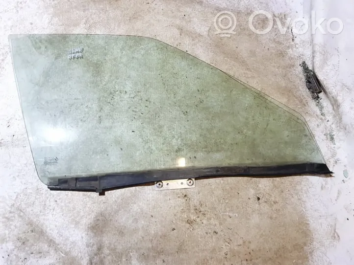 Renault 5 Front door window glass four-door 