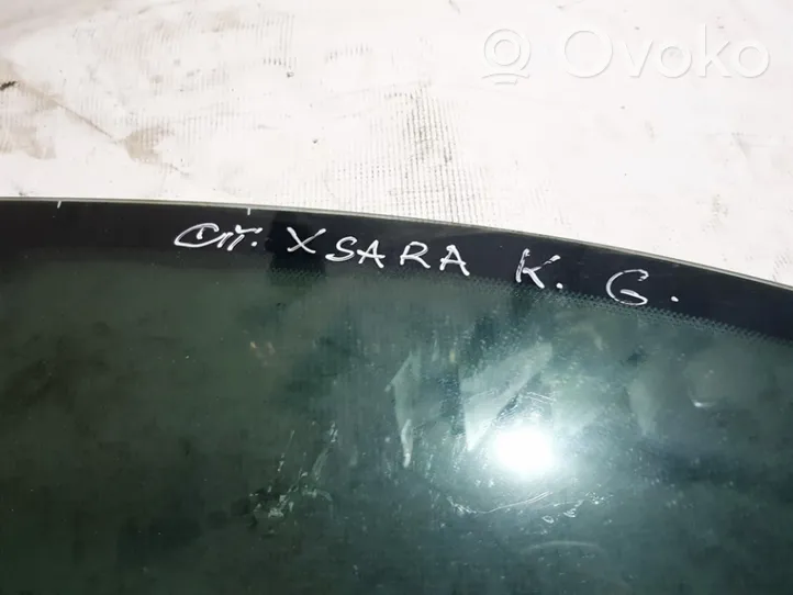 Citroen Xsara Szyba karoseryjna tylna 