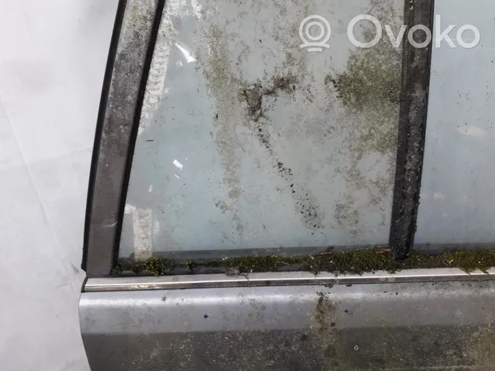 Mazda 323 Fenêtre latérale vitre arrière 