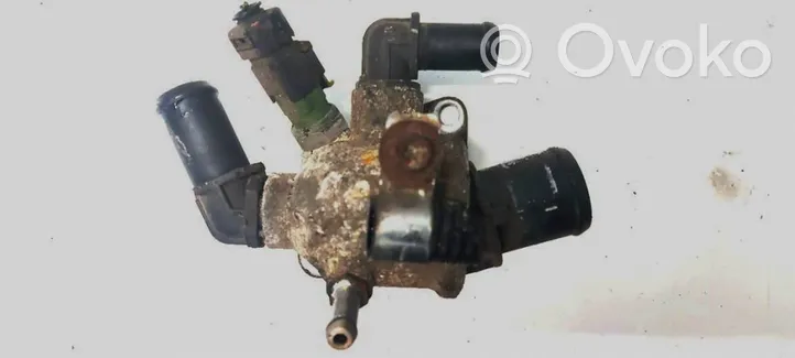 Opel Corsa D Tuyau de liquide de refroidissement moteur 109952