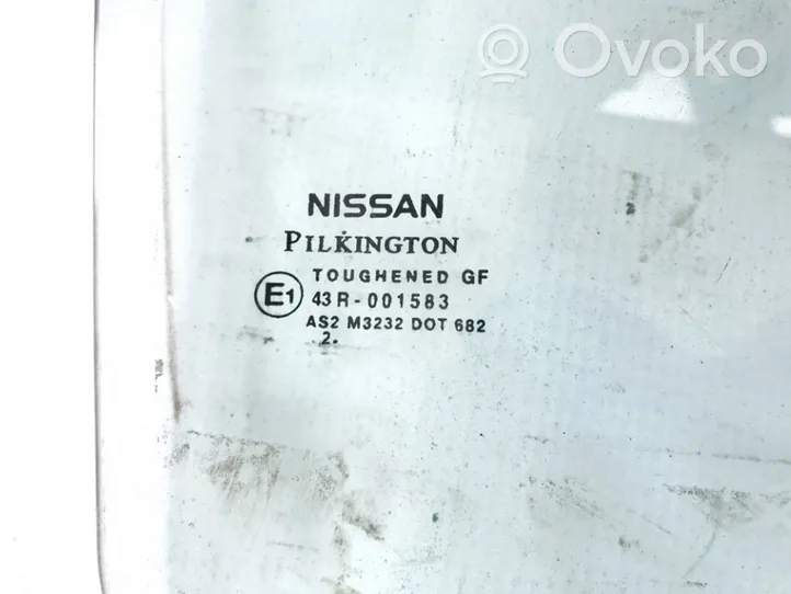 Nissan Micra Vetro del finestrino della portiera anteriore - quattro porte 