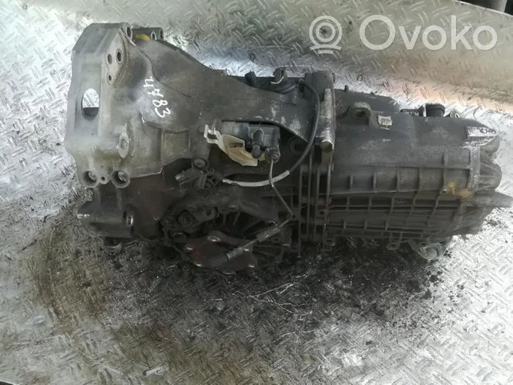 Audi A4 S4 B7 8E 8H Manualna 5-biegowa skrzynia biegów HFD