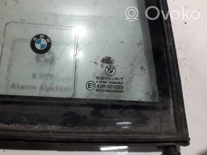 BMW 3 E36 Szyba karoseryjna drzwi tylnych 