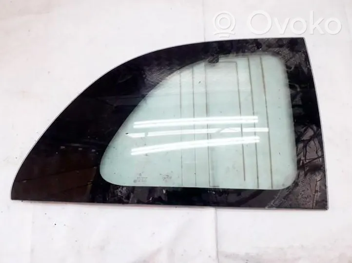 Chrysler Voyager Fenêtre latérale avant / vitre triangulaire 43r00049