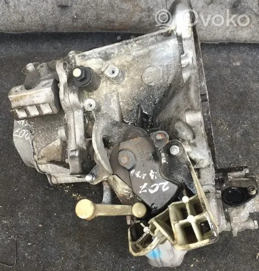 Peugeot 207 Mechaninė 5 pavarų dėžė 20dp27