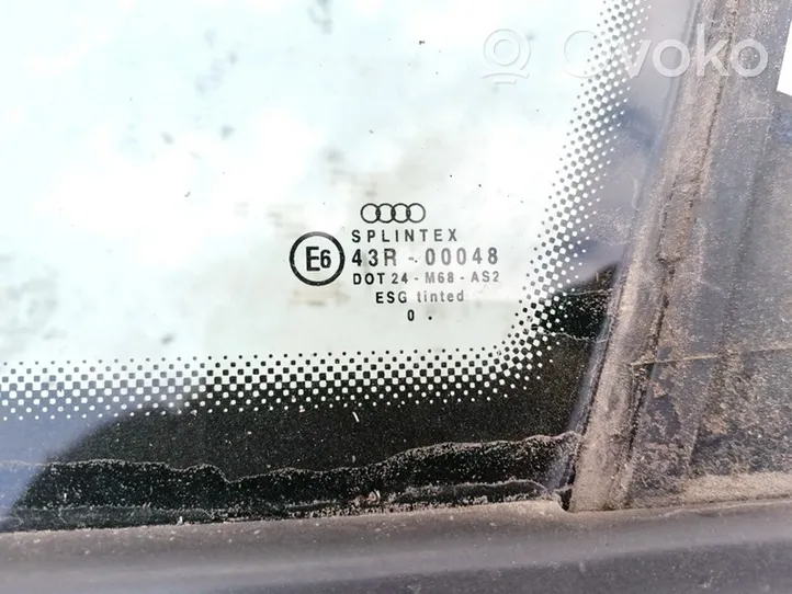 Audi A4 S4 B5 8D Szyba karoseryjna tylna 