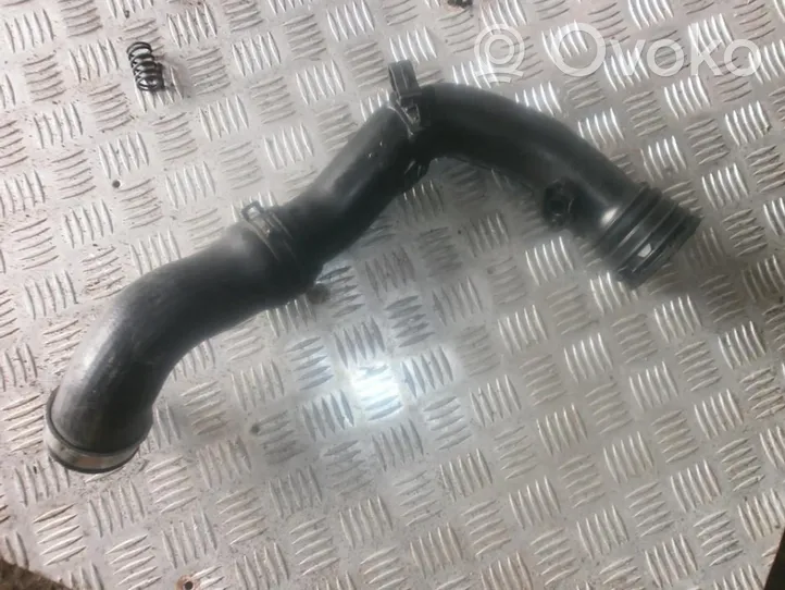 Volkswagen Golf V Tube d'admission de tuyau de refroidisseur intermédiaire 3C0145770C