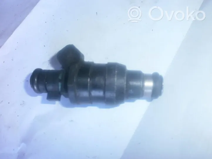 Peugeot 306 Injecteur de carburant 03172ma