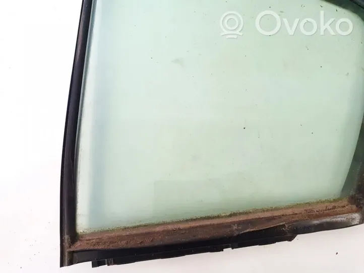 Subaru Legacy Fenêtre latérale vitre arrière 