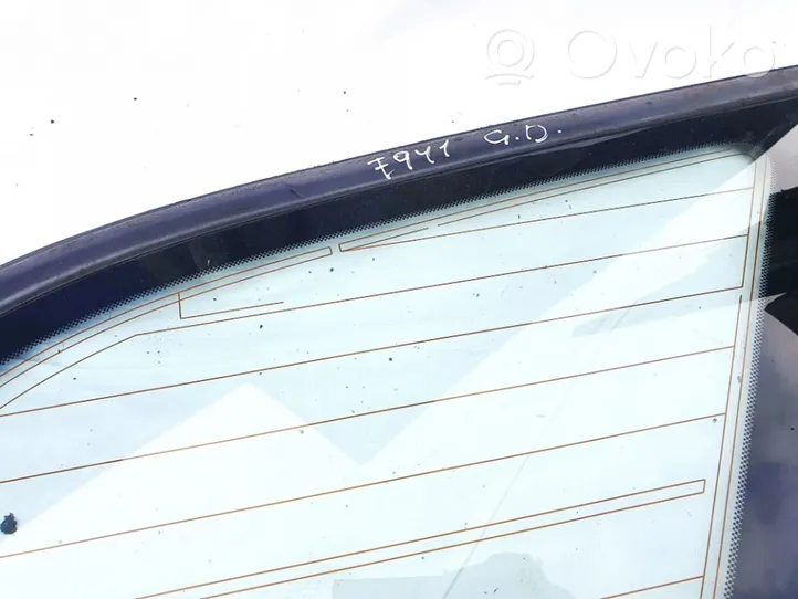 Toyota Avensis T250 Rear side window/glass 