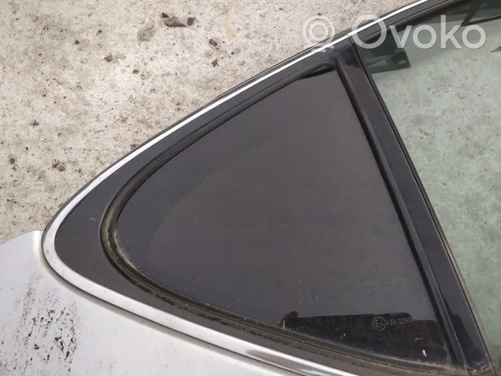 Lexus IS 220D-250-350 Fenêtre latérale vitre arrière 