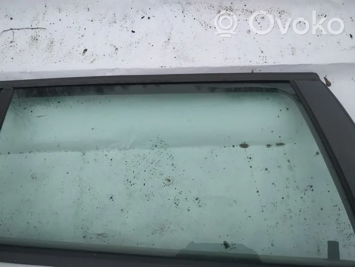 Opel Vectra C Rear door window glass 