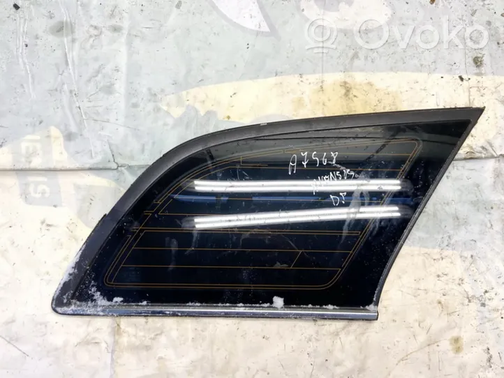 Toyota Avensis T250 Rear side window/glass 43r00048