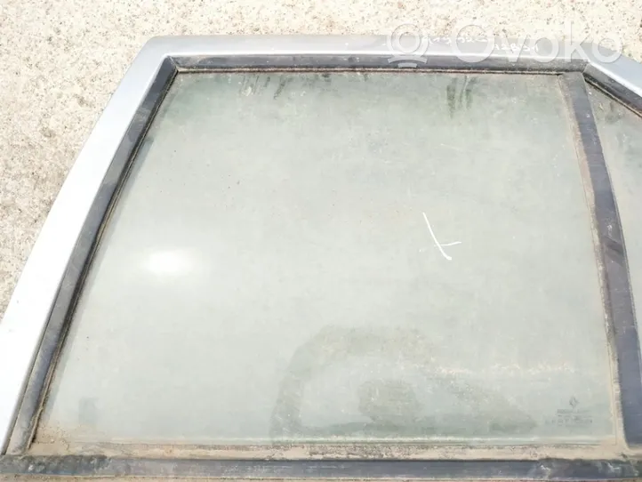 Renault 19 Rear door window glass 