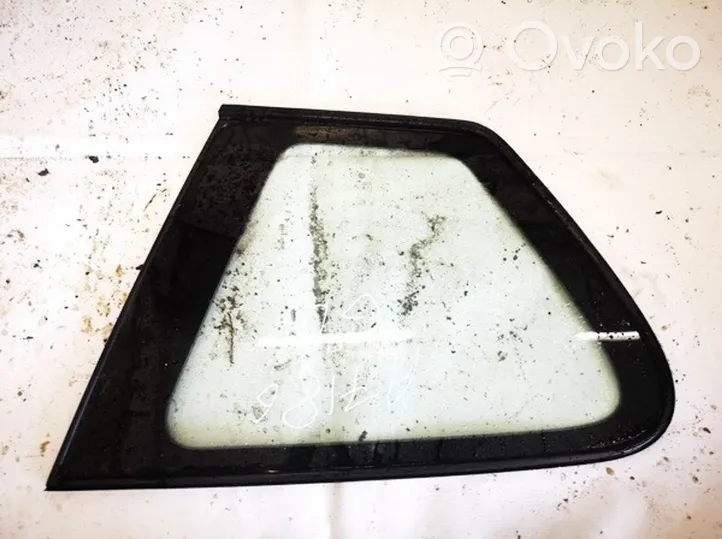 Toyota Avensis Verso Galinis šoninis kėbulo stiklas 