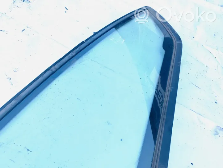 Citroen C4 I Rear side window/glass 