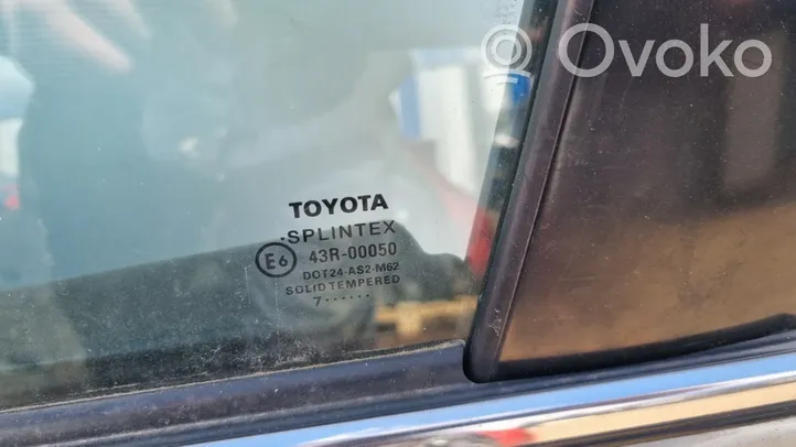 Toyota Avensis T250 Fenster Scheibe Tür vorne (4-Türer) 