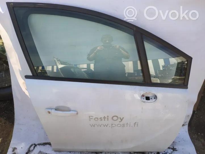 Opel Meriva B Drzwi przednie baltos