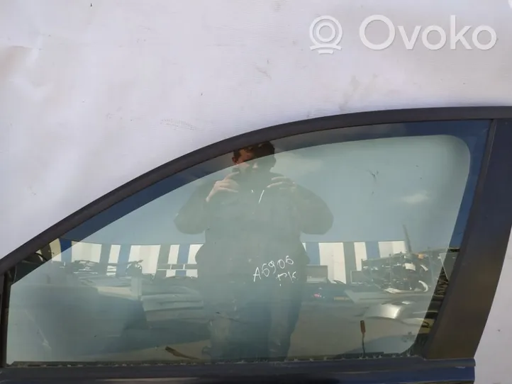 Volkswagen Polo IV 9N3 Vetro del finestrino della portiera anteriore - quattro porte 