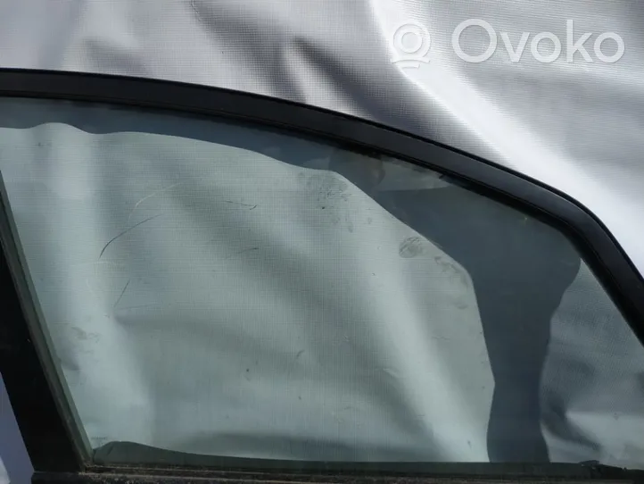 Toyota Corolla Verso E121 Etuoven ikkunalasi, neliovinen malli 