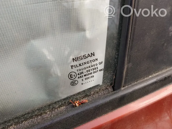Nissan Qashqai Pagrindinis priekinių durų stiklas (keturdurio) 