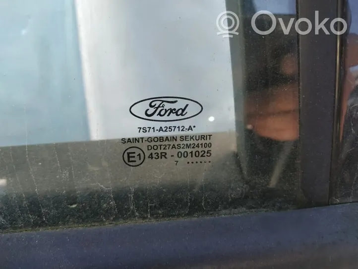 Ford Mondeo MK IV aizmugurējo durvju stikls 