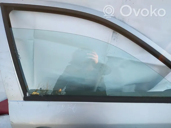Skoda Octavia Mk1 (1U) Vetro del finestrino della portiera anteriore - quattro porte 