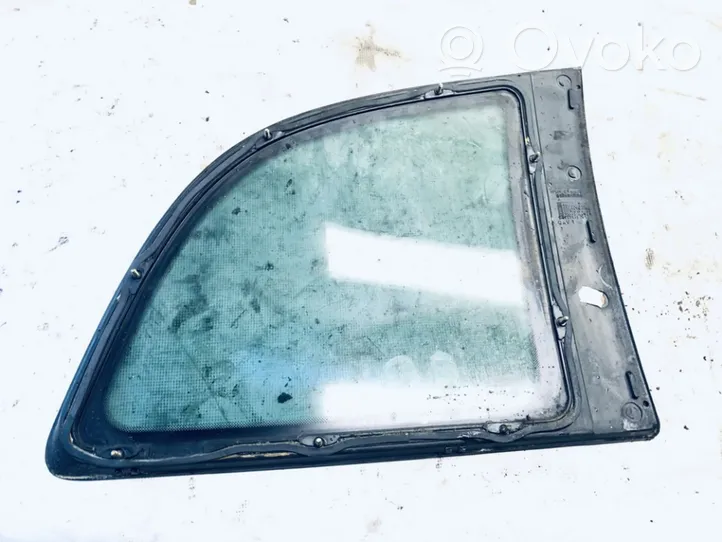 Opel Zafira A Rear side window/glass 